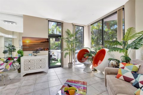Condominio en venta en Aventura, Florida, 1 dormitorio, 109.62 m2 № 1728288 - foto 8