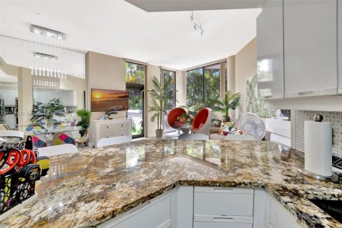 Condominio en venta en Aventura, Florida, 1 dormitorio, 109.62 m2 № 1728288 - foto 13