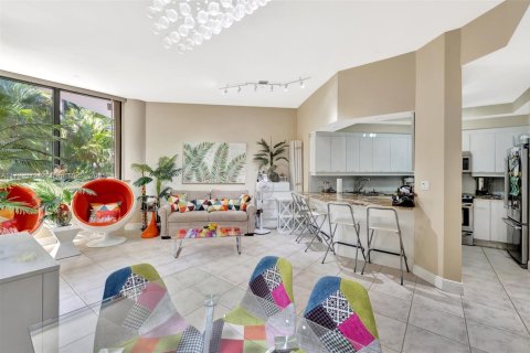 Condominio en venta en Aventura, Florida, 1 dormitorio, 109.62 m2 № 1728288 - foto 1