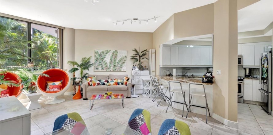 Condominio en Aventura, Florida, 1 dormitorio  № 1728288