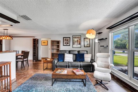 Casa en venta en Sunrise, Florida, 2 dormitorios, 143.81 m2 № 2223355 - foto 21