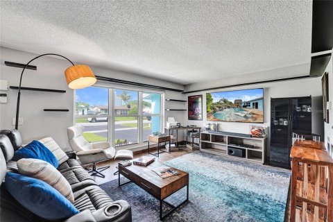 Casa en venta en Sunrise, Florida, 2 dormitorios, 143.81 m2 № 2223355 - foto 18