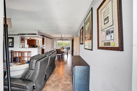 Casa en venta en Sunrise, Florida, 2 dormitorios, 143.81 m2 № 2223355 - foto 14