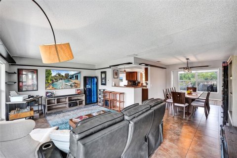 Casa en venta en Sunrise, Florida, 2 dormitorios, 143.81 m2 № 2223355 - foto 15