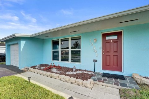 Casa en venta en Sunrise, Florida, 2 dormitorios, 143.81 m2 № 2223355 - foto 13