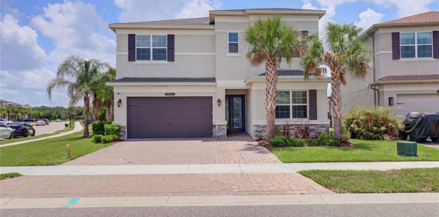 Villa ou maison à Wesley Chapel, Floride 4 chambres, 240.71 m2 № 2167444