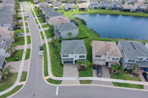 Villa ou maison à louer à Wesley Chapel, Floride: 4 chambres, 240.71 m2 № 2167444 - photo 3
