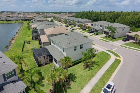 Villa ou maison à louer à Wesley Chapel, Floride: 4 chambres, 240.71 m2 № 2167444 - photo 8