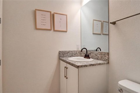 Villa ou maison à louer à Wesley Chapel, Floride: 4 chambres, 240.71 m2 № 2167444 - photo 28