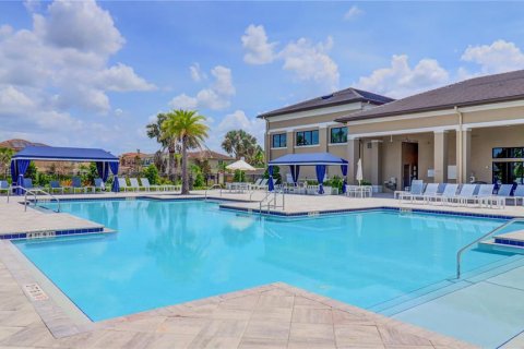 Villa ou maison à louer à Wesley Chapel, Floride: 4 chambres, 240.71 m2 № 2167444 - photo 4