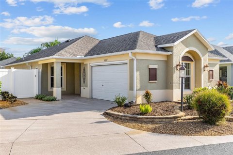 Casa en venta en The Villages, Florida, 2 dormitorios, 117.99 m2 № 1870158 - foto 1