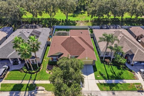 Villa ou maison à vendre à Land O' Lakes, Floride: 3 chambres, 235.14 m2 № 2419379 - photo 24