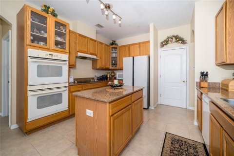 House in Wesley Chapel, Florida 3 bedrooms, 246.75 sq.m. № 1648241 - photo 15