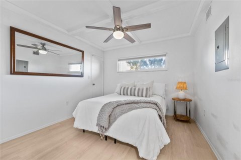 Condominio en venta en Saint Petersburg, Florida, 2 dormitorios, 97.55 m2 № 2099072 - foto 21