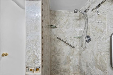 Condominio en venta en Saint Petersburg, Florida, 2 dormitorios, 97.55 m2 № 2099072 - foto 24