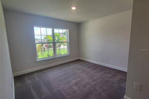 Casa en venta en Dade City, Florida, 4 dormitorios, 204.38 m2 № 1916557 - foto 22