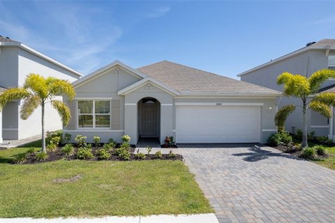 Villa ou maison à vendre à North Fort Myers, Floride: 3 chambres, 155.33 m2 № 2110088 - photo 2