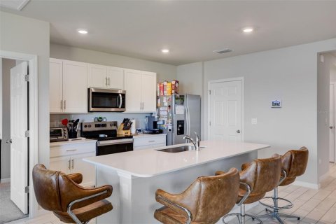 Villa ou maison à vendre à North Fort Myers, Floride: 3 chambres, 155.33 m2 № 2110088 - photo 3
