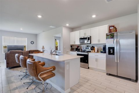 Villa ou maison à vendre à North Fort Myers, Floride: 3 chambres, 155.33 m2 № 2110088 - photo 5