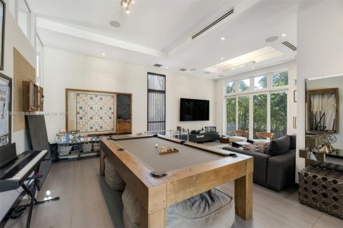 House in Key Biscayne, Florida 5 bedrooms, 407.47 sq.m. № 2013261 - photo 6