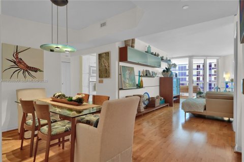 Copropriété à louer à Miami Beach, Floride: 2 chambres, 144 m2 № 1996687 - photo 5