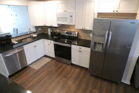 Купить таунхаус в Клируотер, Флорида 5 комнат, 116.31м2, № 2122904 - фото 19