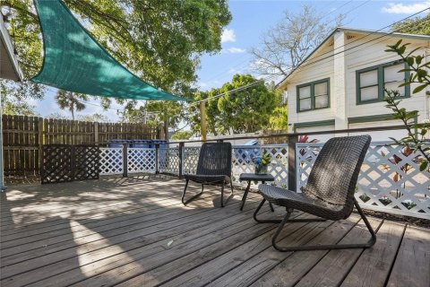 House in Saint Petersburg, Florida 2 bedrooms, 193.98 sq.m. № 2123416 - photo 30