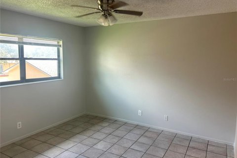 Apartamento en alquiler en Pinellas Park, Florida, 2 dormitorios, 72 m2 № 1850062 - foto 10