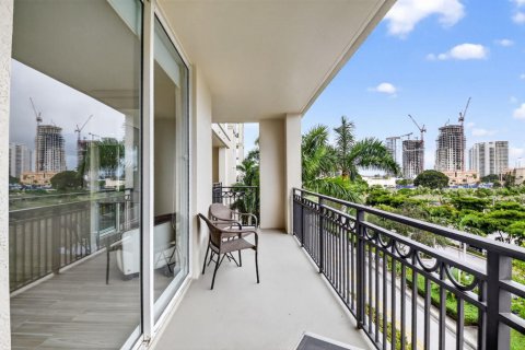 Condo in West Palm Beach, Florida, 2 bedrooms  № 2088015 - photo 10