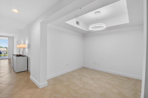 Condo in West Palm Beach, Florida, 2 bedrooms  № 2088015 - photo 4