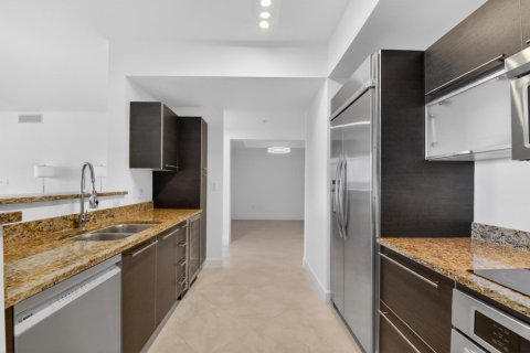 Condo in West Palm Beach, Florida, 2 bedrooms  № 2088015 - photo 18