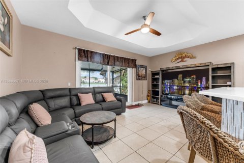Villa ou maison à vendre à Homestead, Floride: 4 chambres, 181.44 m2 № 2365376 - photo 6