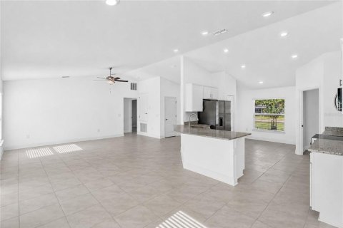 Villa ou maison à vendre à Lakeland, Floride: 3 chambres, 144.09 m2 № 2412759 - photo 9