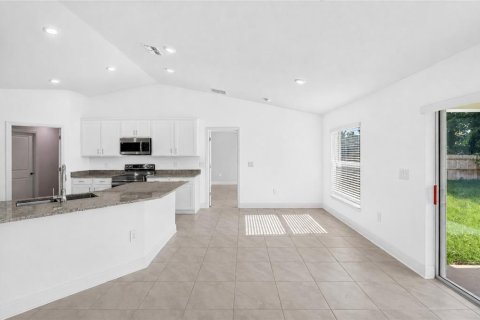 Villa ou maison à vendre à Lakeland, Floride: 3 chambres, 144.09 m2 № 2412759 - photo 11