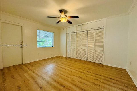 Condo in Miami Beach, Florida, 1 bedroom  № 1727845 - photo 8