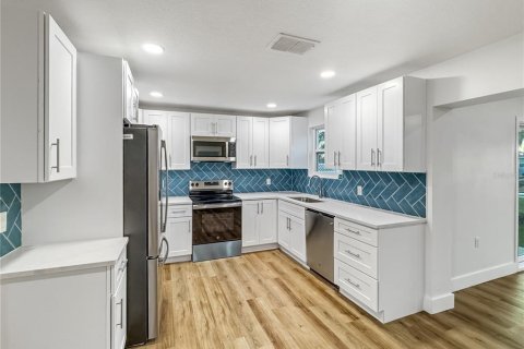 Villa ou maison à vendre à Hudson, Floride: 3 chambres, 150.5 m2 № 1912956 - photo 6
