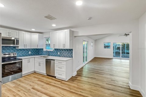Villa ou maison à vendre à Hudson, Floride: 3 chambres, 150.5 m2 № 1912956 - photo 5