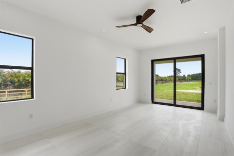 House in Loxahatchee Groves, Florida 4 bedrooms, 268.49 sq.m. № 2179343 - photo 17
