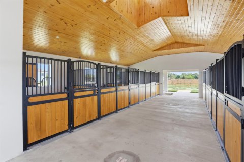House in Loxahatchee Groves, Florida 4 bedrooms, 268.49 sq.m. № 2179343 - photo 27