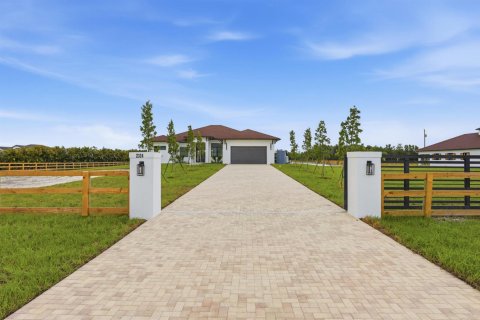 Villa ou maison à Loxahatchee Groves, Floride 4 chambres, 268.49 m2 № 2179343
