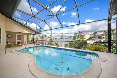 Casa en venta en Punta Gorda, Florida, 3 dormitorios, 215.53 m2 № 1902182 - foto 22