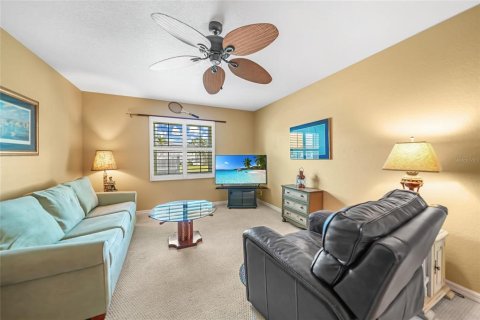 Casa en venta en Punta Gorda, Florida, 3 dormitorios, 215.53 m2 № 1902182 - foto 19