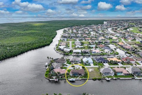 Casa en venta en Punta Gorda, Florida, 3 dormitorios, 215.53 m2 № 1902182 - foto 28