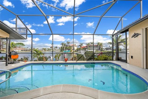 Casa en venta en Punta Gorda, Florida, 3 dormitorios, 215.53 m2 № 1902182 - foto 4
