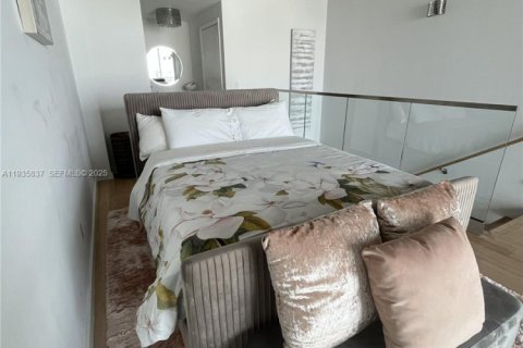 Condominio en venta en Miami, Florida, 1 dormitorio, 73.86 m2 № 1993947 - foto 14