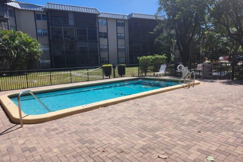 Copropriété à vendre à Lauderhill, Floride: 2 chambres, 104.98 m2 № 1862711 - photo 25