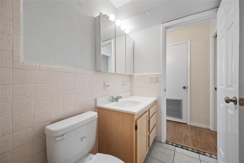 Condo in Seminole, Florida, 1 bedroom  № 2379626 - photo 15
