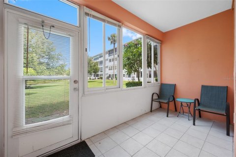 Condo in Seminole, Florida, 1 bedroom  № 2379626 - photo 21