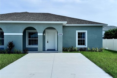 Apartamento en alquiler en Kissimmee, Florida, 3 dormitorios, 121.14 m2 № 1873973 - foto 1