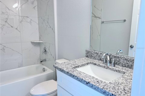 Apartamento en alquiler en Kissimmee, Florida, 3 dormitorios, 121.14 m2 № 1873973 - foto 8